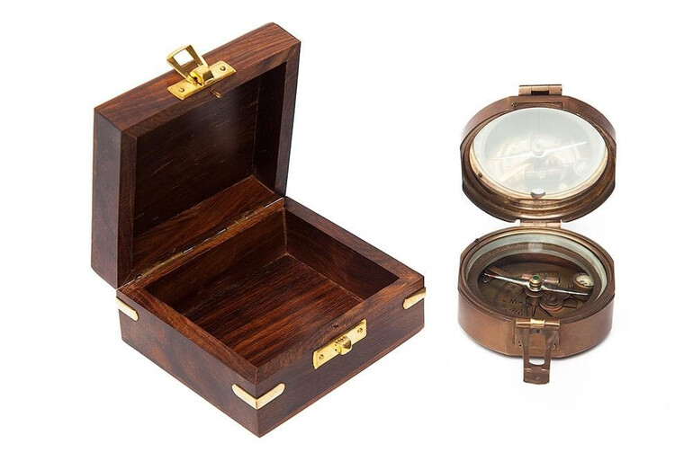Компас в деревянной подарочной коробке Secret De Maison (mod. 11151) (Античная медь)