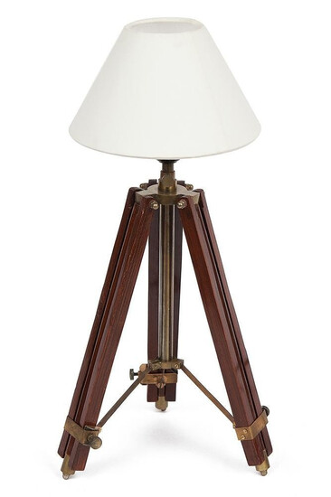 Настольный светильник с тканевым абажуром 46114 (Коричневый)