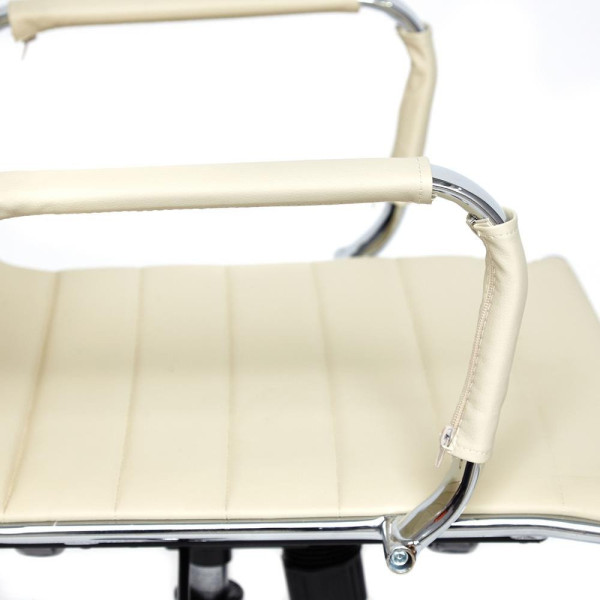 Кресло офисное TetChair «Urban» (Искусств. бежевая кожа) фото № 13