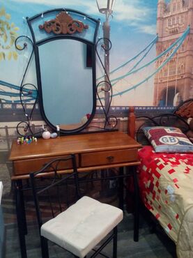 Туалетный столик со стулом «Канцона» (Canzona) (Красный дуб) в Санкт-Петербурге фото покупателя №1
